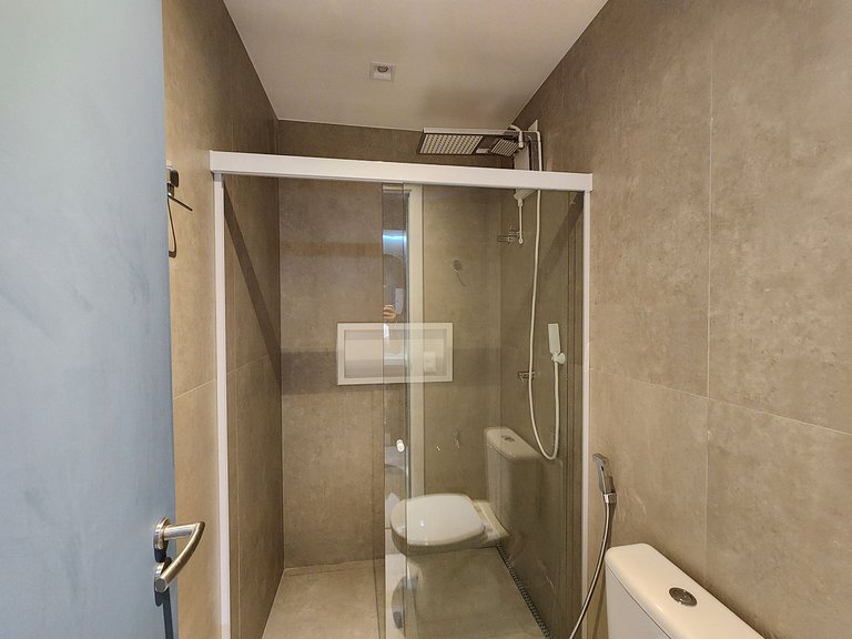Studio Charmoso e Moderno no Corredor da Vitória