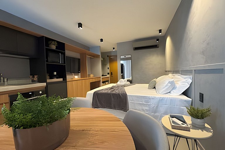 Studio Moderno em Salvador c/ Rooftop Sensacional