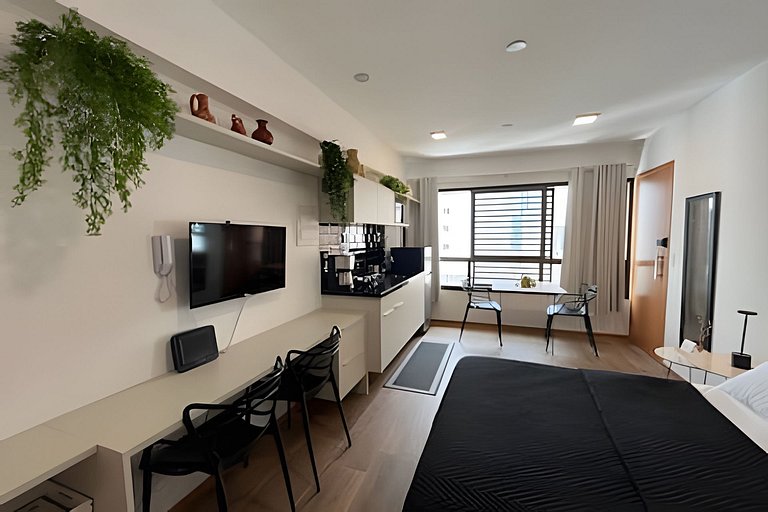 Studio Completo - Conforto e Ótima Localização